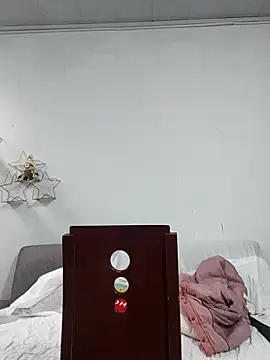 Snapshot of aisha_latina chatting on February 21, 2026, 1:24 pm aisha latina online show from February 21, 2026, 1:24 pm