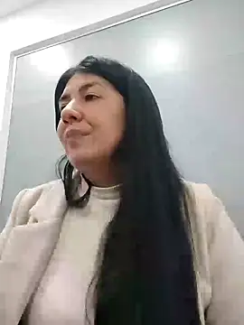 Snapshot of aisha_latina chatting on February 14, 2025, 1:40 pm aisha latina online show from February 14, 2025, 1:40 pm