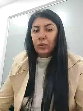 Snapshot of aisha_latina chatting on February 10, 2025, 2:05 pm aisha latina online show from February 10, 2025, 2:05 pm