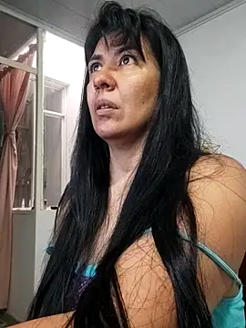 Snapshot of aisha_latina chatting on February 24, 2026, 3:13 pm aisha latina online show from February 24, 2026, 3:13 pm