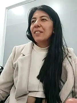 Snapshot of aisha_latina chatting on March 14, 2025, 8:17 pm aisha latina online show from March 14, 2025, 8:17 pm