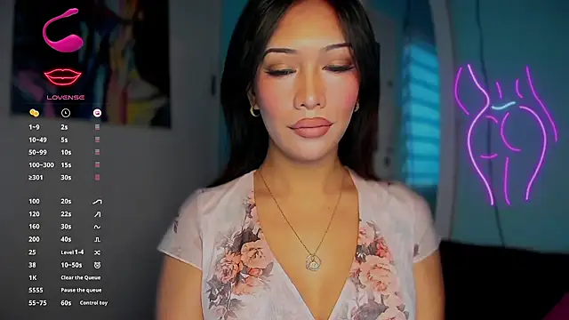 Jasmine Elcock online show from November 4, 2025, 10:13 pm