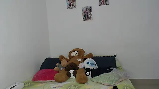 kathy luisa online show from November 11, 2025, 8:36 pm