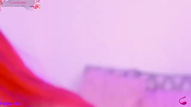 SophieRossi online show from October 9, 2025, 1:22 pm