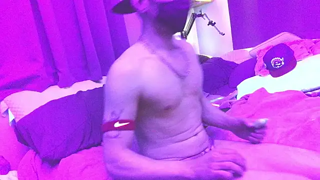 Cloudd Kingg Iceyyy online show from May 13, 2026, 12:56 pm