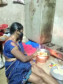 Snapshot of Arti032 chatting on March 3, 2026, 5:09 pm Arti032 online show from March 3, 2026, 5:09 pm