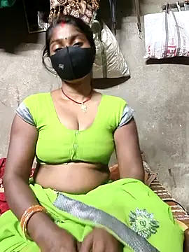 Snapshot of Arti032 chatting on February 26, 2026, 5:35 pm Arti032 online show from February 26, 2026, 5:35 pm