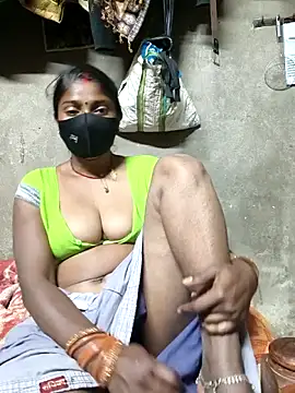 Snapshot of Arti032 chatting on February 17, 2026, 5:54 pm Arti032 online show from February 17, 2026, 5:54 pm