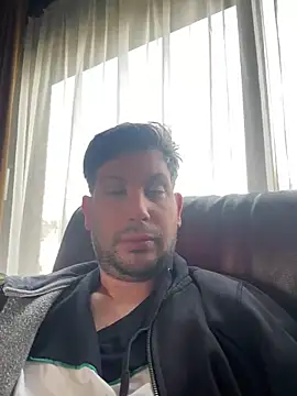 Taxidriver1988 online show from March 13, 2025, 1:29 pm