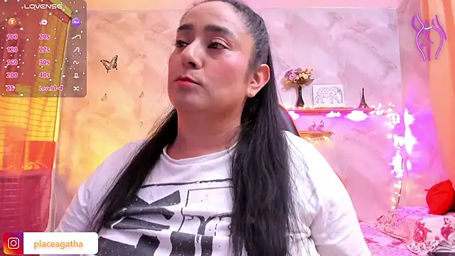 agathaxxx-69 online show from October 1, 2025, 7:40 pm