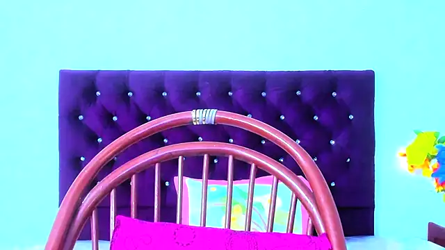 Snapshot of almabeckelt chatting on January 14, 2026, 8:34 pm almabeckelt online show from January 14, 2026, 8:34 pm