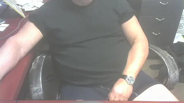 chadhammer online show from December 1, 2025, 10:32 pm