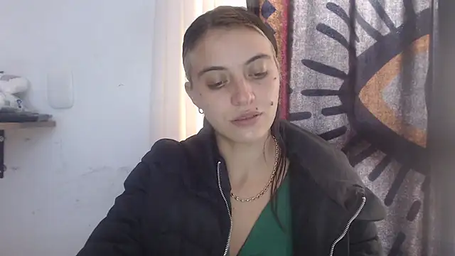 Snapshot of mariecam420 chatting on February 25, 2025, 7:49 pm mariecam420 online show from February 25, 2025, 7:49 pm