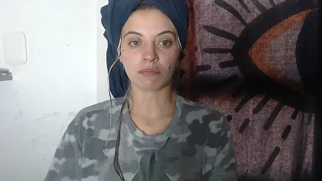 Snapshot of mariecam420 chatting on February 28, 2025, 10:28 pm mariecam420 online show from February 28, 2025, 10:28 pm