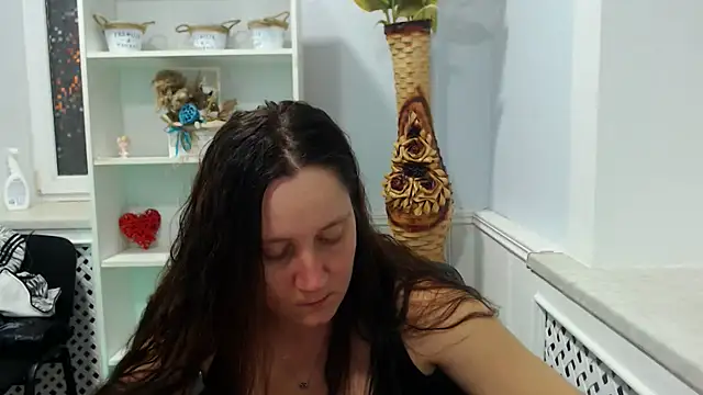 JosieJun  online show from October 13, 2025, 7:04 pm