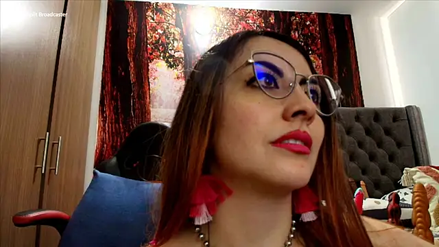 Snapshot of sofia23dirty chatting on March 8, 2025, 7:42 pm sofia23dirty online show from March 8, 2025, 7:42 pm