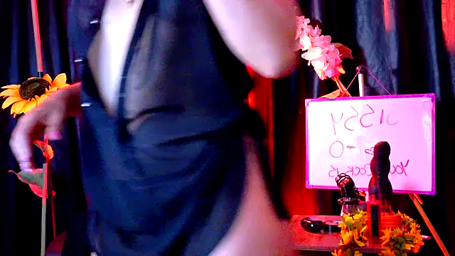 MistressSlut1 online show from April 2, 2026, 11:28 am