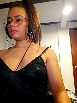 Snapshot of MistressSlut1 chatting on September 12, 2025, 12:38 pm MistressSlut1 online show from September 12, 2025, 12:38 pm