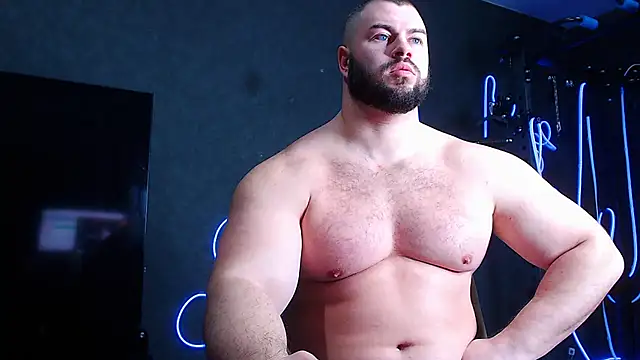 Snapshot of muscularjohnforuX chatting on February 17, 2026, 8:33 am muscularjohnforuX online show from February 17, 2026, 8:33 am