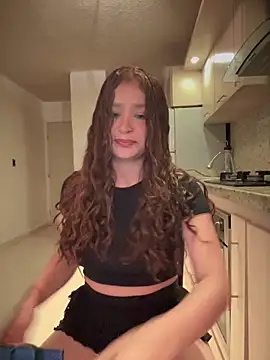 bella parisi online show from March 23, 2025, 6:37 am