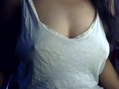 Snapshot of SiaraSiyA chatting on November 19, 2025, 5:46 pm SiaraSiyA online show from November 19, 2025, 5:46 pm