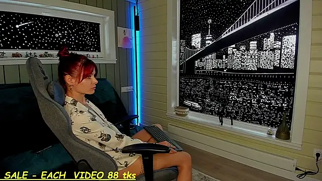 Snapshot of SandyChris chatting on March 7, 2025, 8:56 am SandyChris online show from March 7, 2025, 8:56 am