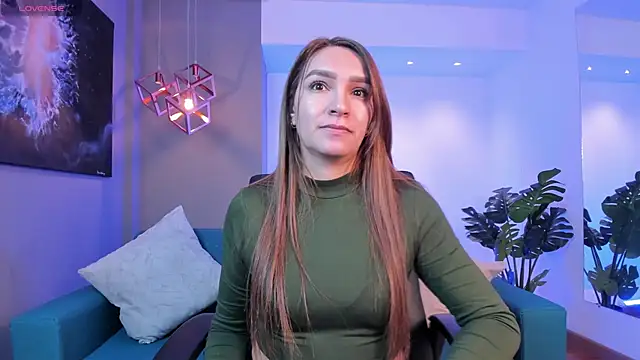 miataylorr1 online show from October 28, 2025, 11:42 am