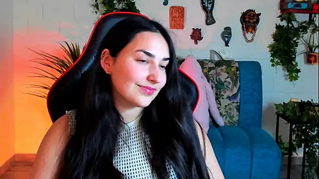 Snapshot of CeceliaJohnson chatting on February 19, 2025, 2:22 pm CeceliaJohnson online show from February 19, 2025, 2:22 pm