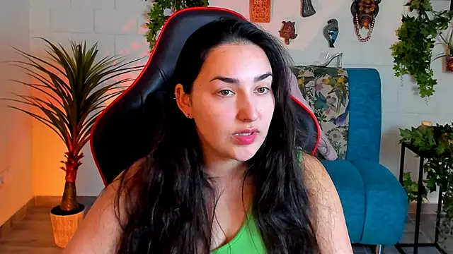 Snapshot of CeceliaJohnson chatting on February 25, 2025, 8:14 am CeceliaJohnson online show from February 25, 2025, 8:14 am