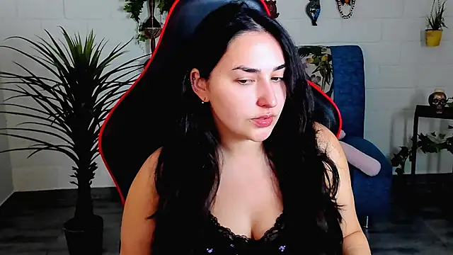 Snapshot of CeceliaJohnson chatting on November 14, 2025, 8:07 am CeceliaJohnson online show from November 14, 2025, 8:07 am