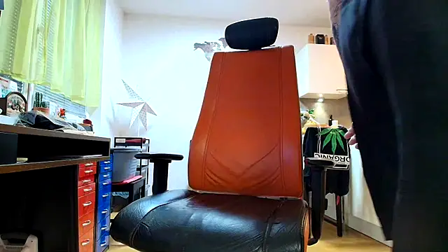 Snapshot of crazylemy chatting on February 14, 2026, 8:36 am crazylemy online show from February 14, 2026, 8:36 am