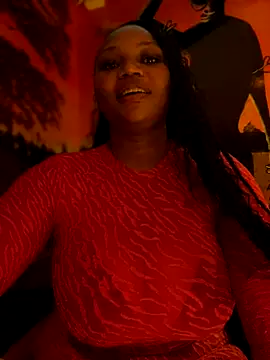 Hyra Ari online show from November 18, 2025, 4:54 pm