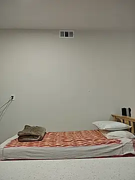 Susannemilf online show from October 28, 2025, 3:40 am