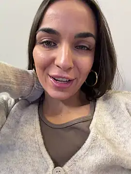 Snapshot of Bad_Giorgia chatting on November 3, 2025, 9:24 am Bad Giorgia online show from November 3, 2025, 9:24 am