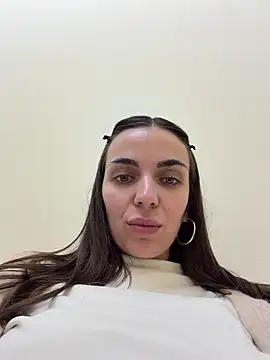 Snapshot of Bad_Giorgia chatting on December 17, 2025, 1:16 pm Bad Giorgia online show from December 17, 2025, 1:16 pm