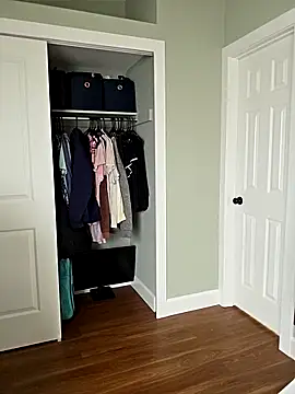 julimonroe online show from March 24, 2026, 2:17 pm