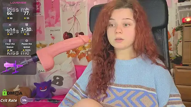 Snapshot of StellaMilla chatting on October 10, 2025, 8:09 pm StellaMilla online show from October 10, 2025, 8:09 pm