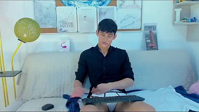 logan thomas online show from April 23, 2026, 7:59 pm