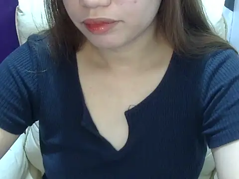    zurIII09  online show from June 2, 2026, 8:47 am