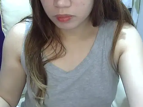   zurIII09  online show from June 13, 2026, 9:51 am
