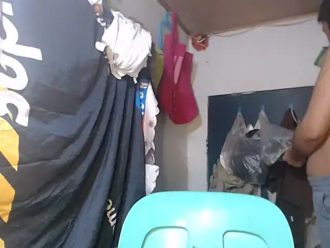 Snapshot of Valentinasbody chatting on September 18, 2025, 4:10 pm Valentinasbody online show from September 18, 2025, 4:10 pm