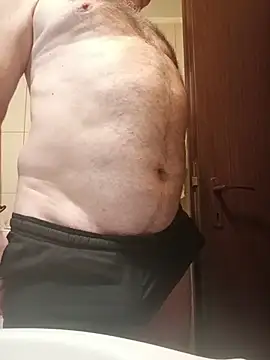 Snapshot of Saysomething3 chatting on February 15, 2026, 4:17 pm Saysomething3 online show from February 15, 2026, 4:17 pm