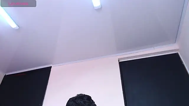 Snapshot of bad_giirl_ chatting on December 18, 2024, 3:55 pm bad giirl online show from December 18, 2024, 3:55 pm