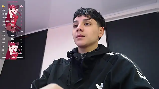 Snapshot of bad_giirl_ chatting on March 10, 2025, 6:34 pm bad giirl online show from March 10, 2025, 6:34 pm