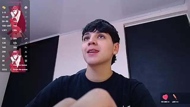 Snapshot of bad_giirl_ chatting on December 11, 2024, 6:42 pm bad giirl online show from December 11, 2024, 6:42 pm