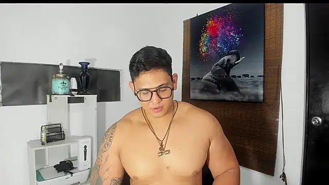 Snapshot of Colton_Massif chatting on January 28, 2025, 5:00 am Colton Massif online show from January 28, 2025, 5:00 am