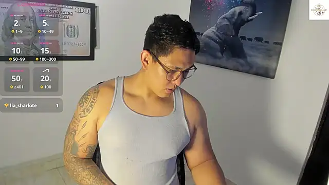 Snapshot of Colton_Massif chatting on November 8, 2025, 11:30 pm Colton Massif online show from November 8, 2025, 11:30 pm