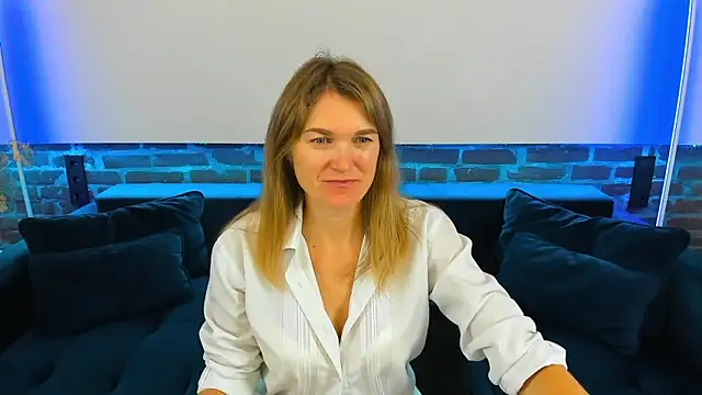 Snapshot of Anabell_xxx chatting on October 25, 2025, 5:39 am Anabell xxx online show from October 25, 2025, 5:39 am