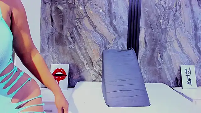 HellenJohansson online show from December 5, 2025, 7:34 pm