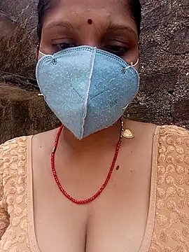 Snapshot of Lattika-Bhabhi chatting on September 22, 2025, 7:14 am Lattika-Bhabhi online show from September 22, 2025, 7:14 am